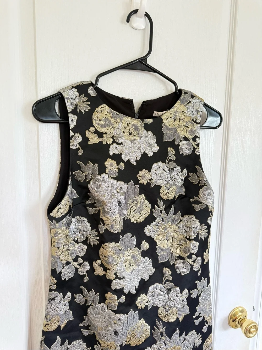 Alice + Olivia Clyde Metallic Jacquard Mini Shift Dress